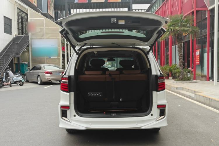 Used Honda Elysion 2019 2.0L Hybrid Supreme Edition
