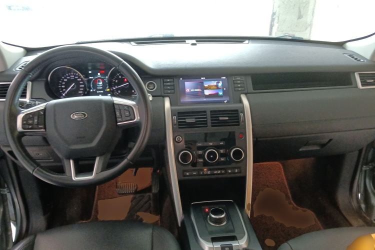 Used Land Rover Discovery Sport 2018 240 PS SE Version
