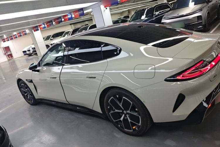 Used  SU7 2024 Rear-Drive Long-Range Intelligent Driving Version