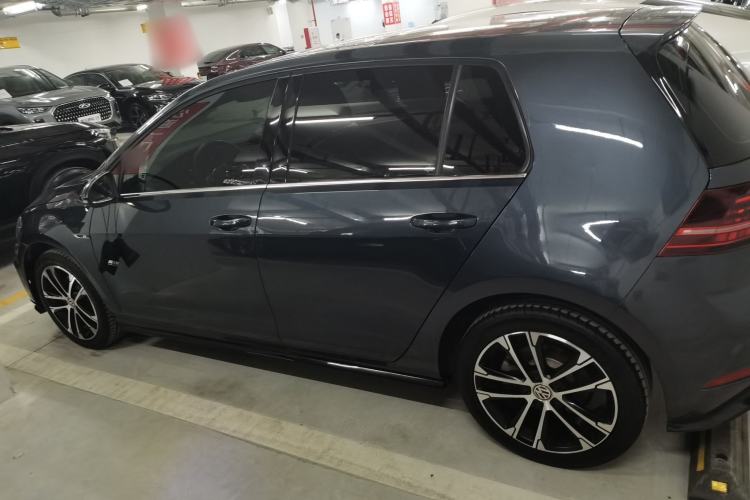 Used Volkswagen Golf 2018 280TSI Automatic R-Line Model
