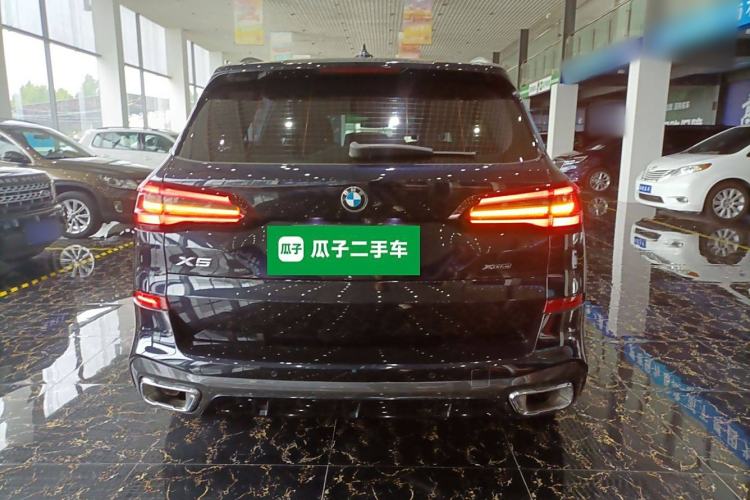 Used BMW X5 2022 Restyled xDrive 30Li Luxury Version M Sport Package
