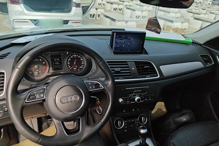 Used Audi Q3 2017 35 TFSI Fashion Model
