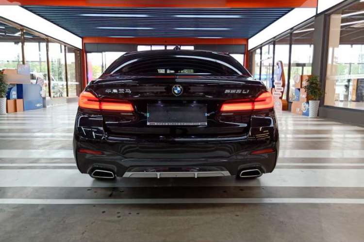 Used BMW 5 Series 2022 Restyled 525Li M Sport Package
