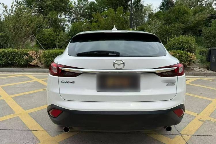 Used Mazda CX-4 2018 2.0L Automatic Two-Wheel Drive Blue Sky Dynamic Version China VI Standard
