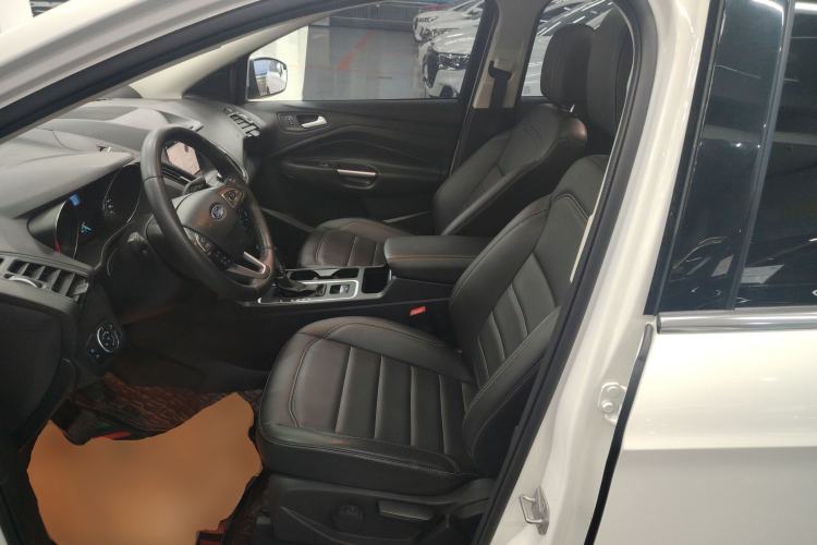 Used Ford Kuga 2019 EcoBoost 180 Two-Wheel-Drive Platinum Edition China VI Standard
