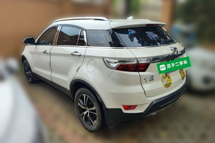 Used JMC Yusheng S330 2016 1.5L GTDi Automatic Two-Wheel Drive Prestige Edition