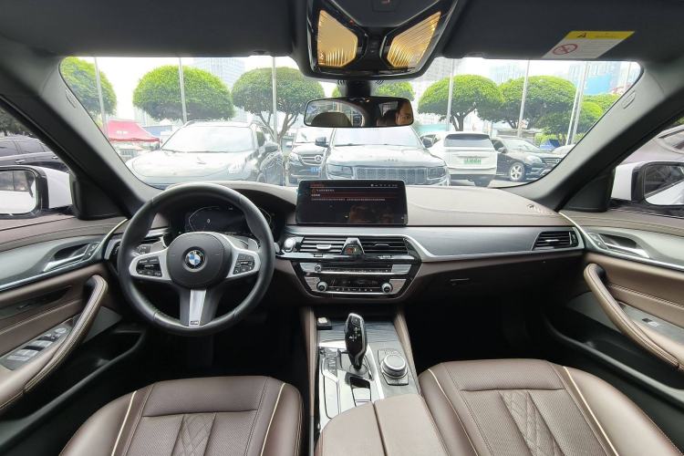 Used BMW 5 Series 2022 Restyled 530Li Leading Edition M Sport Package
