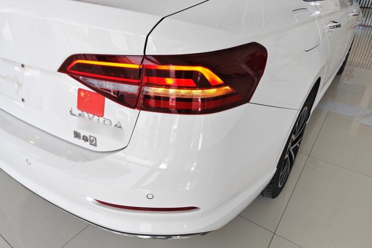 Used Volkswagen Lavida 2022 280TSI DSG Luxury Edition
