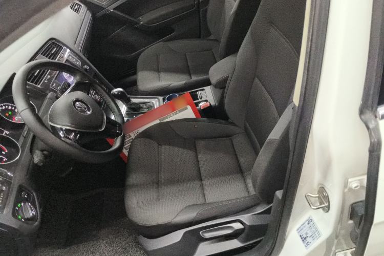 Used Volkswagen Golf 2017 230TSI Automatic Comfort Edition – Celebrating Milestone of One Million Units
