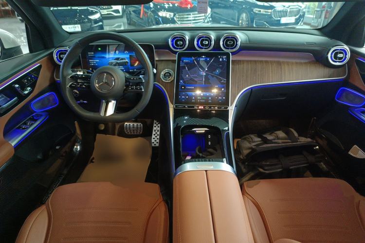 Used Mercedes-Benz GLC 2023 GLC 300 L 4MATIC Dynamic Edition 5-seater
