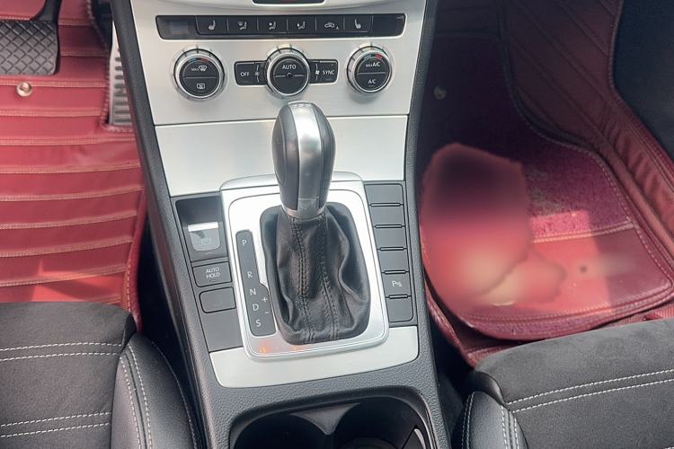 Used Volkswagen FAW-Volkswagen CC 2016 1.8TSI Prestige Model
