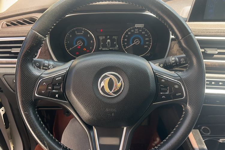 Used Dongfeng Fengon 580 2017 1.5T CVT Smart Connectivity Model
