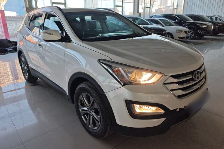 Used Hyundai Santa Fe 2013 2.4L Automatic 2WD Comfort Edition
