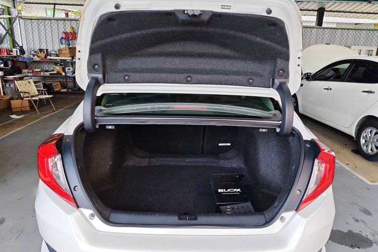 Used Honda Civic 2016 220TURBO CVT Luxury Edition
