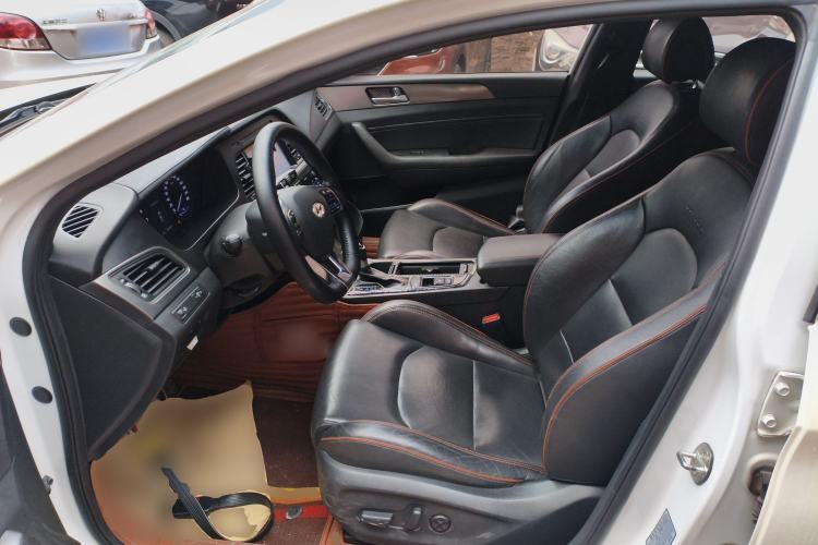 Used Hyundai Sonata 2015 1.6T GLX Advanced Model
