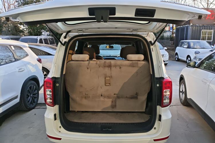 Used Wuling Hongguang 2019 1.5L S Standard Version China VI LAR
