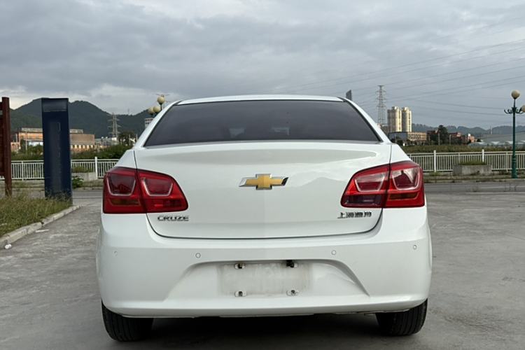 Used Chevrolet Cruze 2015 1.5L Classic SE AT
