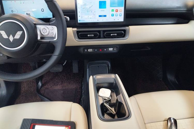 Used Wuling Bingo PLUS 2024 401 km Range 5-Seater Version
