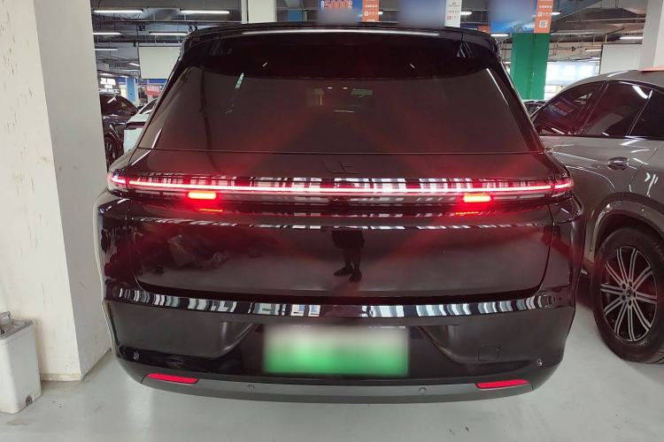 Used Li Auto L8 2023 Pro Model
