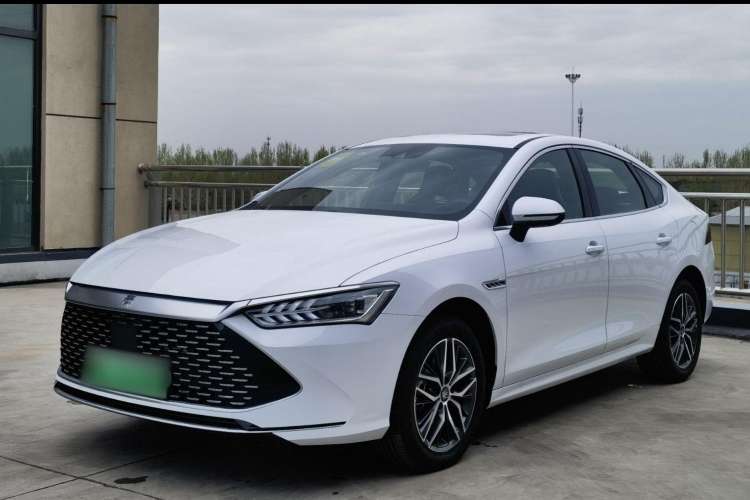 Used BYD Qin PLUS 2021 DM-i 120KM Flagship Model
