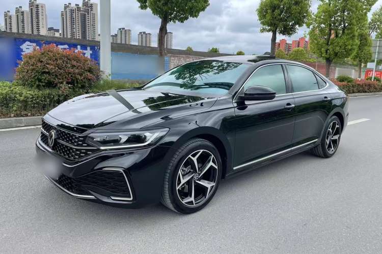 Used Volkswagen Passat 2024 380TSI Starry Dragon Edition
