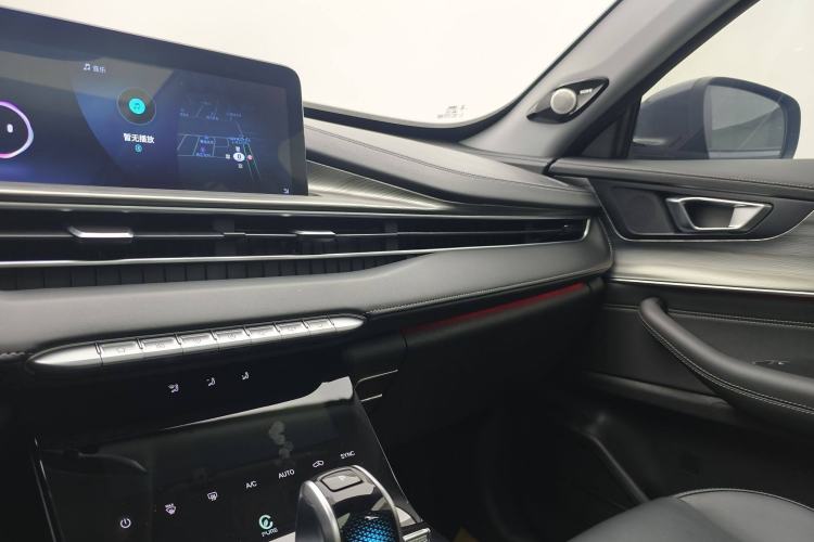 Used Chery Tiggo 8 PLUS 2022 Kunpeng Edition 390TGDI DCT Passion Version
