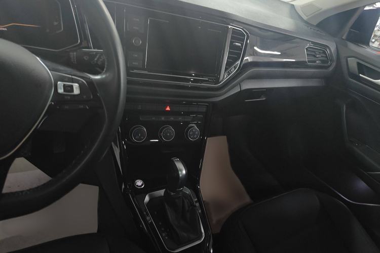 Used Volkswagen T-ROC 2020 280TSI DSG Two-Wheel Drive Comfort Version
