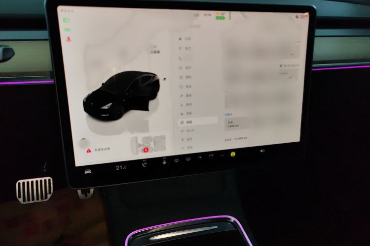 Used Tesla Model Y 2022 Long-Range All-Wheel-Drive Version
