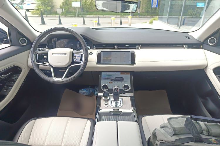 Used Land Rover Range Rover Evoque 2023 Aurora L 249 PS Luxury Edition