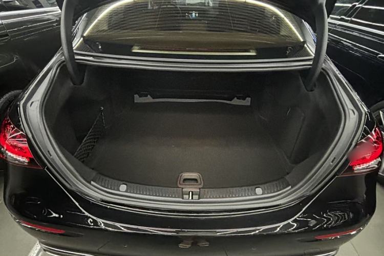 Used Mercedes-Benz E-Class 2022 Updated E 300 L Luxury Edition
