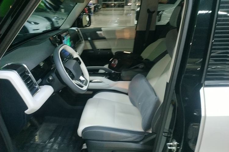 Used  03 2024 472km Four-Wheel Drive Long-Range Version