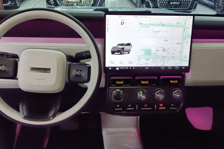 Used  V23 2025 501 Four-Wheel Drive Intelligent Driving Version
