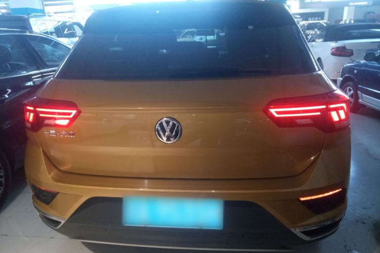 Used Volkswagen T-ROC 2018 280TSI DSG Two-Wheel-Drive Comfort Version China V Standard
