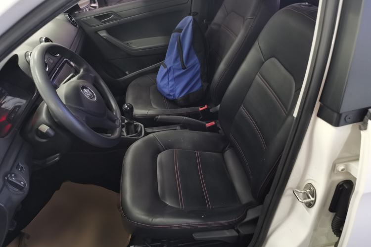 Used Volkswagen Jetta 2017 1.4L Manual Fashion Edition
