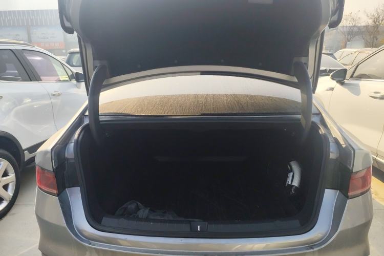 Used BYD Qin PLUS 2024 HONOR Edition DM-i 55KM Leading Model
