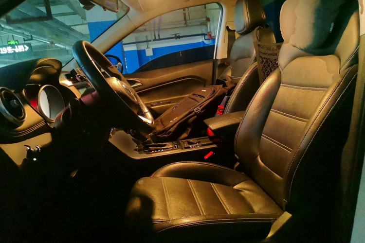 TDK.VehicleDetails.img