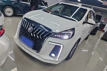 Used Buick GL8 2023 Facelifted Land Cruiser Executive Luxury Version