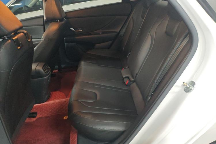 Used Hyundai Elantra 2022 1.5L CVT LUX Prestige Edition