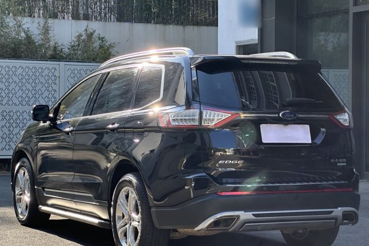 Used Ford Edge 2016 EcoBoost 245 Two-Wheel-Drive Titanium 7-Seater
