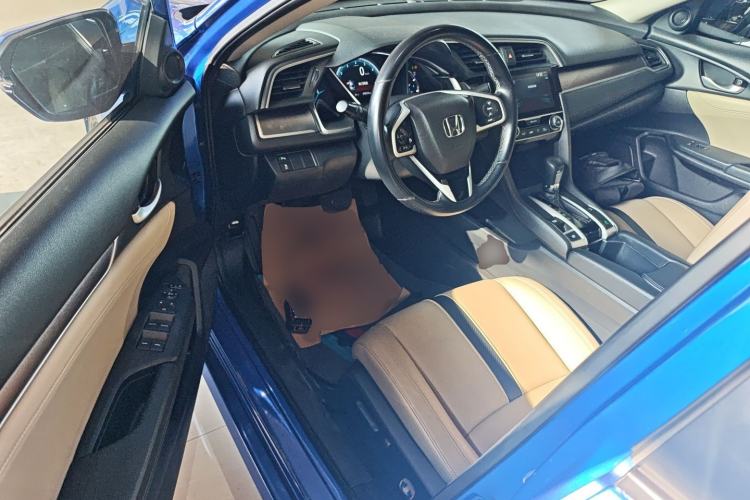 Used Honda Civic 2016 220TURBO CVT Prestige Edition
