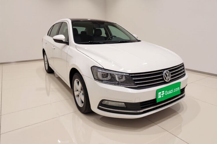 Used Volkswagen Lavida 2015 1.6L Automatic Fashion Edition