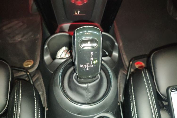 Used  MINI 2021 1.5T COOPER Classic Edition Five-Door Version