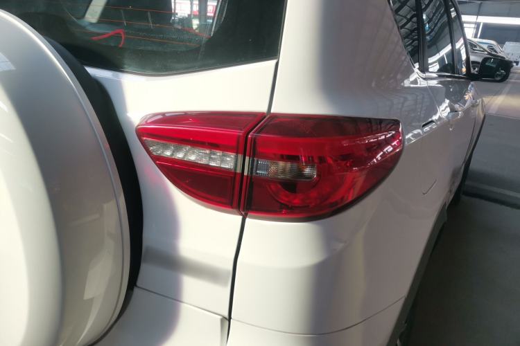 Used Cowin X3 2017 1.6L Manual Enthusiast Edition China V Standard