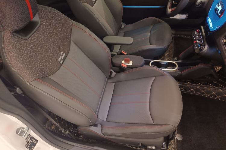 Used  Electric MINI COOPER JCW 2025 JOHN COOPER WORKS
