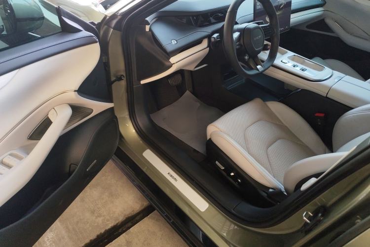 Used  SU7 2024 Rear-Drive Long-Range Intelligent Driving Version