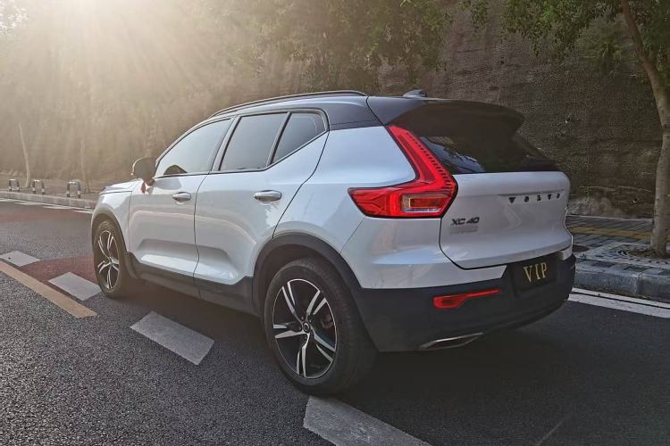 Used Volvo XC40 2020 T4 Four-Wheel Drive Smart & Sporty Edition
