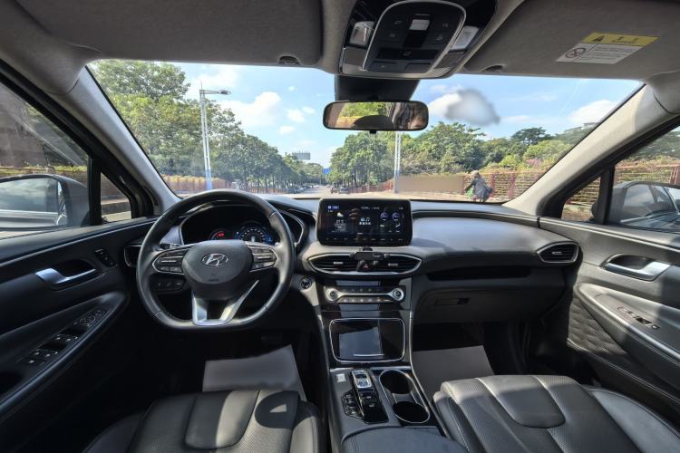 Used Hyundai Santa Fe 2019 380 TGDi DLX Automatic Two-Wheel Drive Prestige Plus Version China VI Standard
