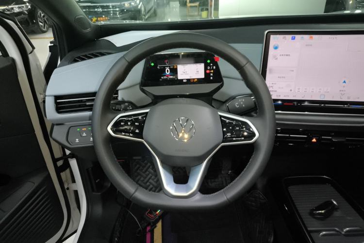 Used Volkswagen ID.4 X 2025 Smart Version Pure & Intelligent Enjoyment Edition
