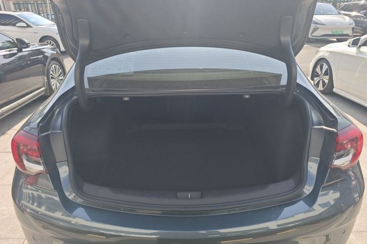 Used Buick Regal 2020 552T Luxury Version
