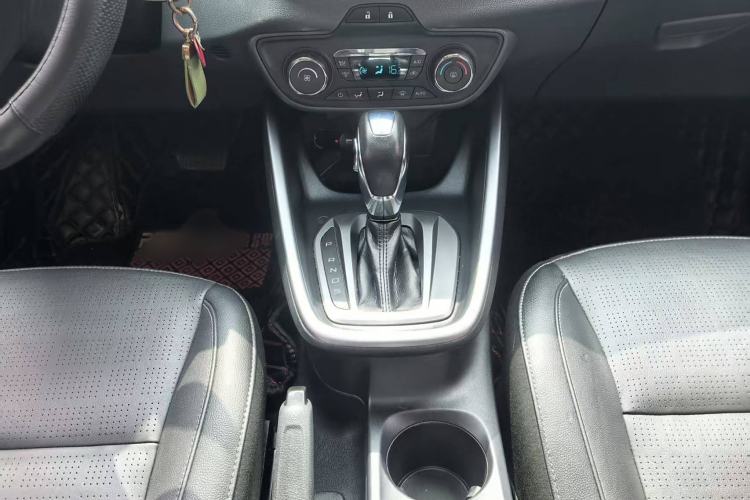 Used Ford Escort 2017 Happiness Edition 1.5L Automatic Fashion Version
